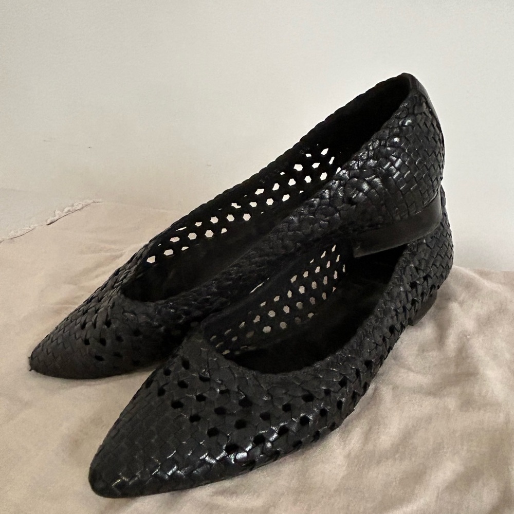Aquatalia Woven Black Leather Flats 8.5